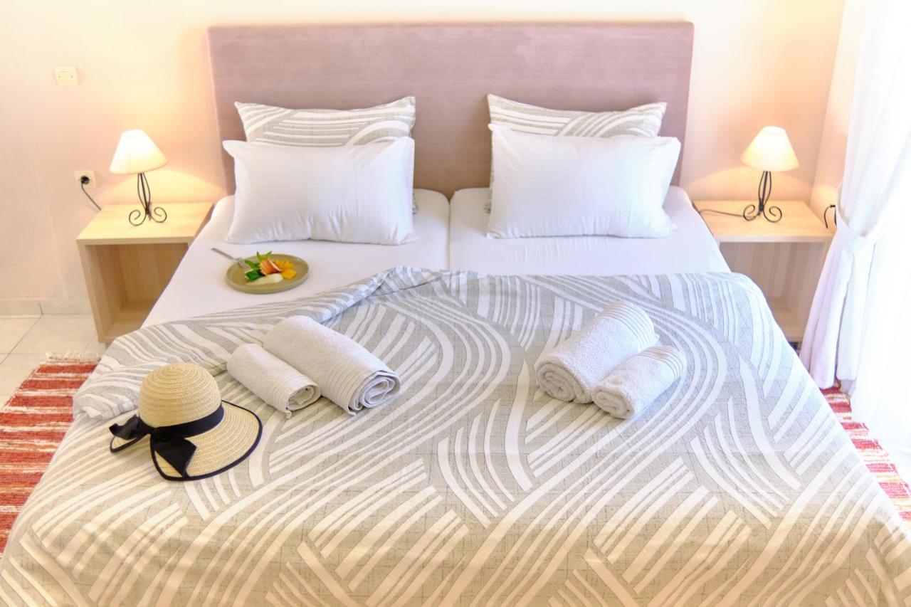 Houmis Apts & Studios Agios Georgios Pagon Zewnętrze zdjęcie